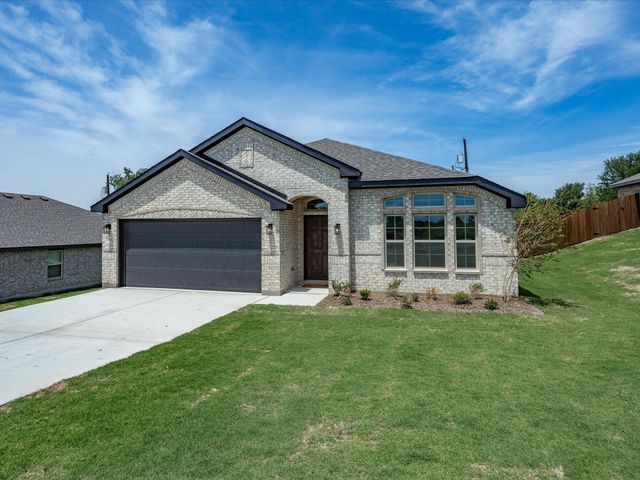 1537 Dresser Street, Graham, TX 76450