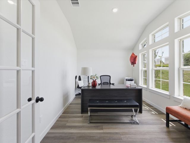 1537 Dresser Street, Graham, TX 76450