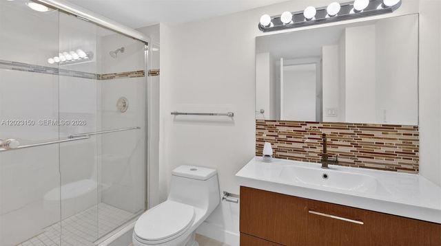 20335 W Country Club Dr 502, Aventura, FL 33180