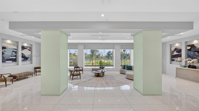 20335 W Country Club Dr 502, Aventura, FL 33180
