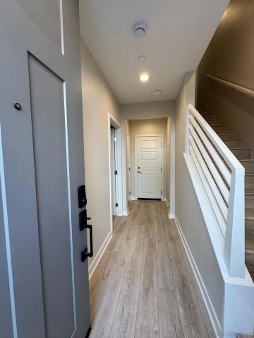 13122 Lumen Way, San Diego., CA 92130
