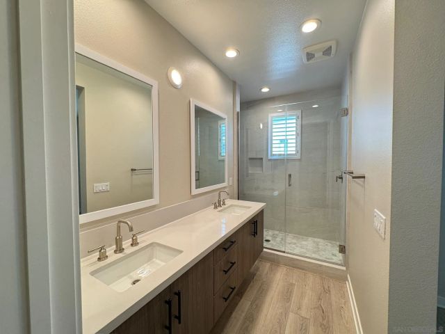 13122 Lumen Way, San Diego., CA 92130