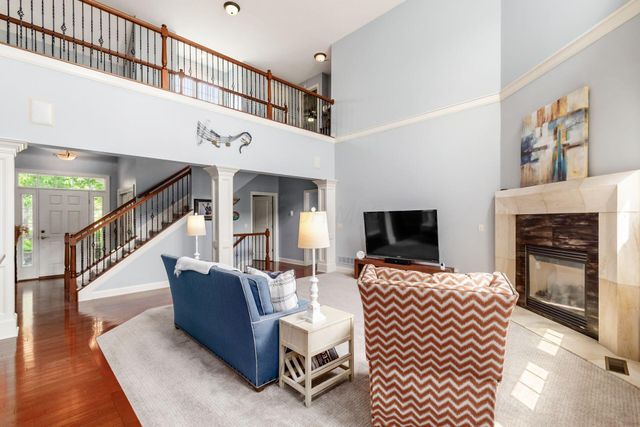 9066 Mediterra Place, Dublin, OH 43016