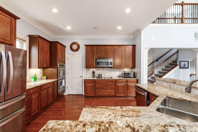 9066 Mediterra Place, Dublin, OH 43016