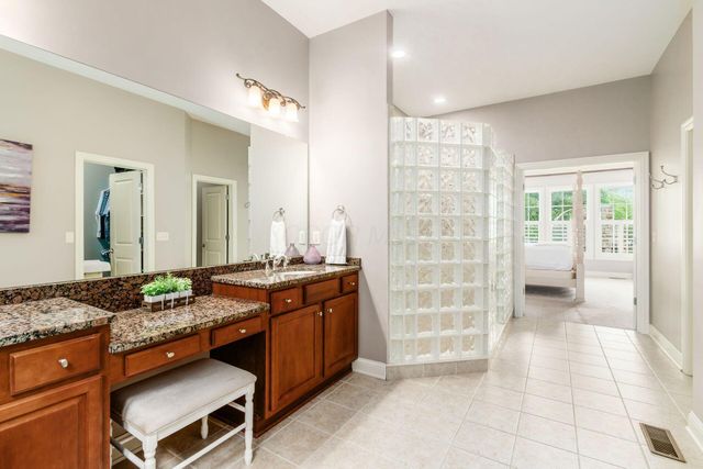 9066 Mediterra Place, Dublin, OH 43016