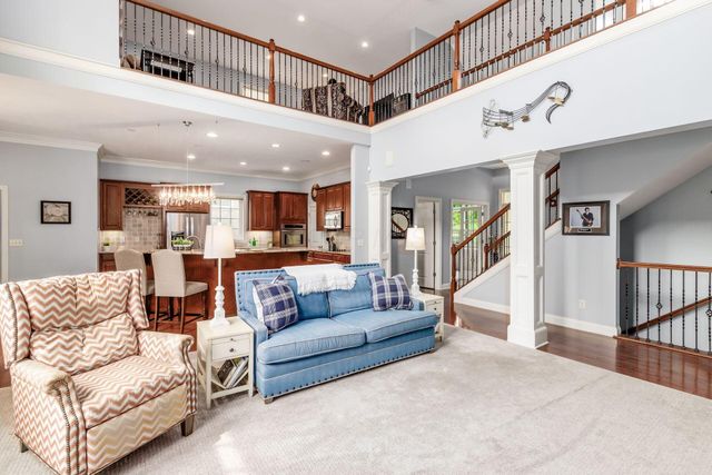 9066 Mediterra Place, Dublin, OH 43016