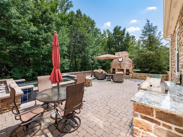 9066 Mediterra Place, Dublin, OH 43016