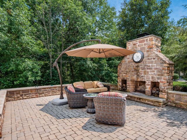 9066 Mediterra Place, Dublin, OH 43016