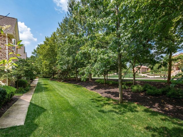 9066 Mediterra Place, Dublin, OH 43016