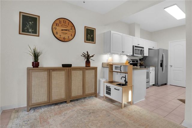 821 Oak Springs CT, Newport News, VA 23602