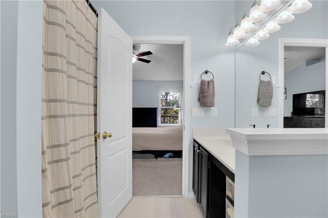 821 Oak Springs CT, Newport News, VA 23602