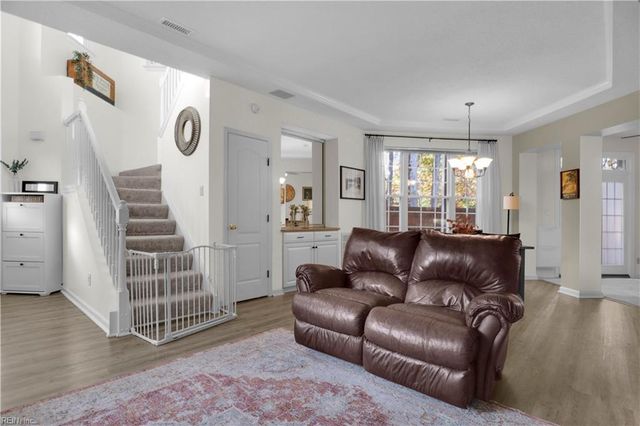 821 Oak Springs CT, Newport News, VA 23602