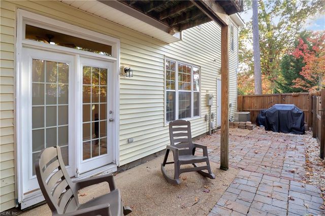 821 Oak Springs CT, Newport News, VA 23602