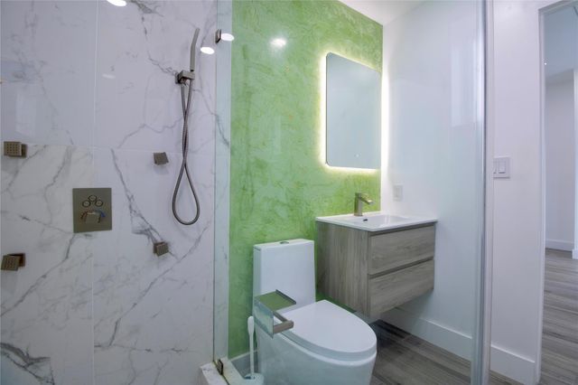 245 SW 20th Street, Fort Lauderdale, FL 33315