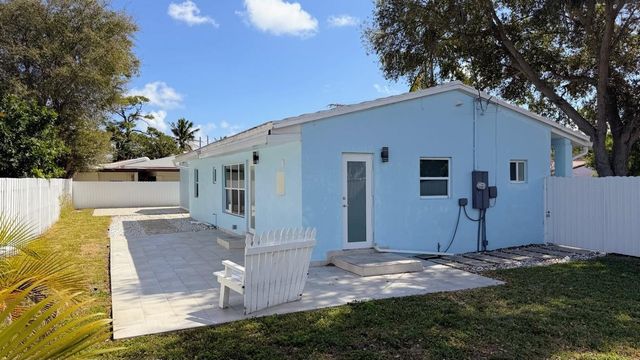 245 SW 20th Street, Fort Lauderdale, FL 33315