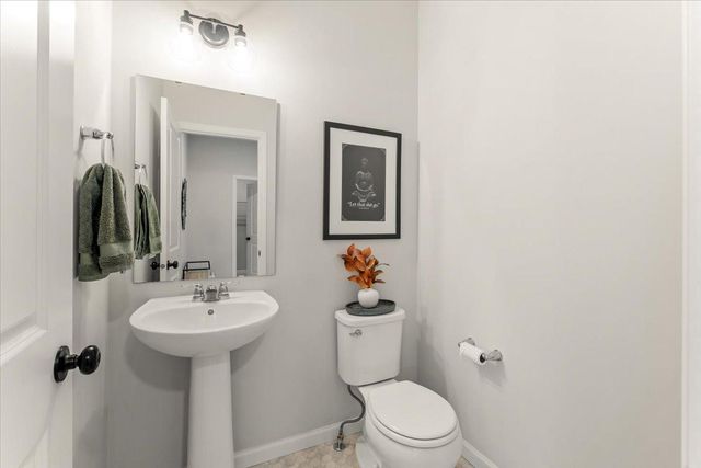 5121 Coronado Drive, Woodbury, MN 55129