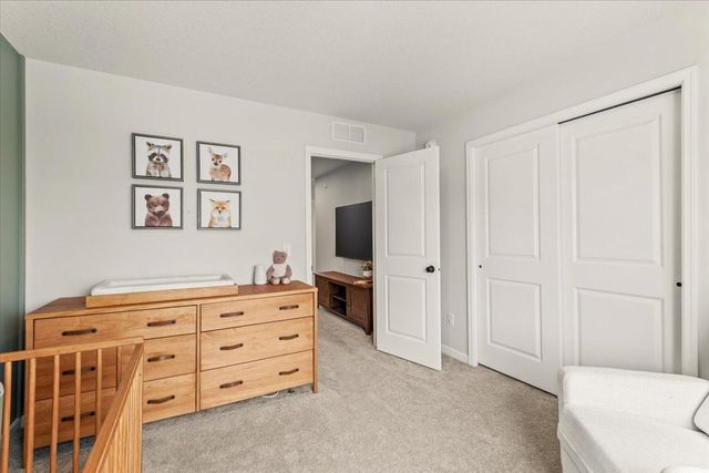 5121 Coronado Drive, Woodbury, MN 55129