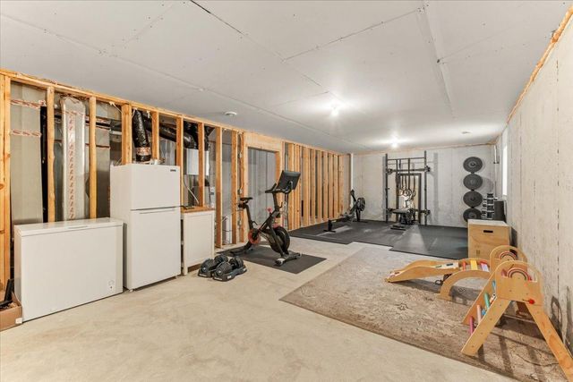 5121 Coronado Drive, Woodbury, MN 55129