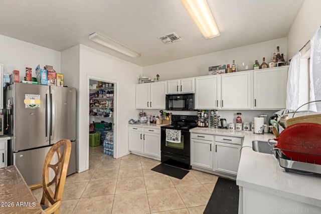 1126 E COWBOY COVE Trail, San Tan Valley, AZ 85143