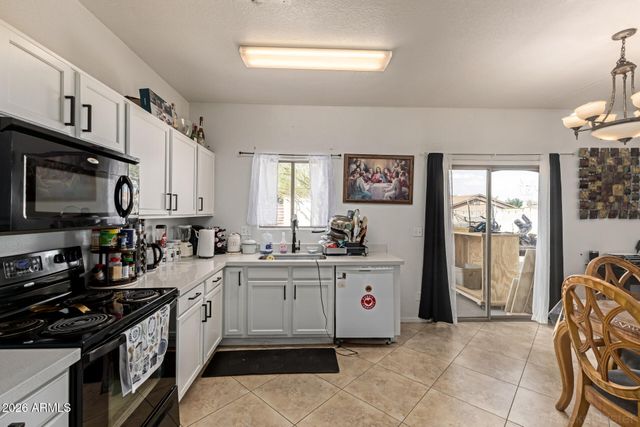 1126 E COWBOY COVE Trail, San Tan Valley, AZ 85143