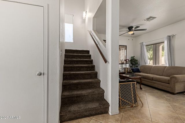 1126 E COWBOY COVE Trail, San Tan Valley, AZ 85143