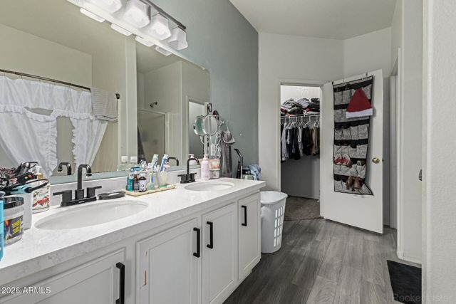 1126 E COWBOY COVE Trail, San Tan Valley, AZ 85143