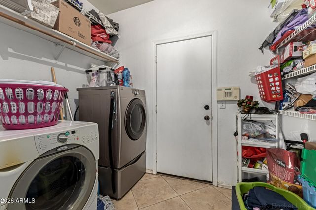 1126 E COWBOY COVE Trail, San Tan Valley, AZ 85143