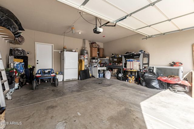 1126 E COWBOY COVE Trail, San Tan Valley, AZ 85143