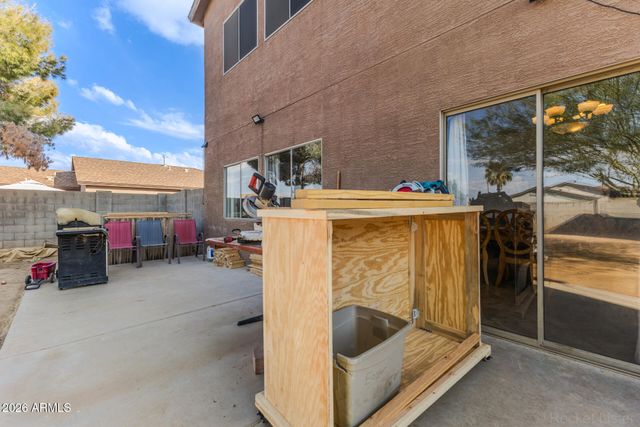 1126 E COWBOY COVE Trail, San Tan Valley, AZ 85143