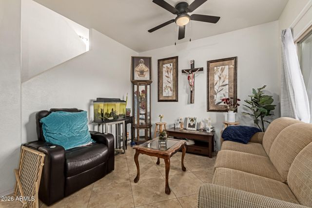 1126 E COWBOY COVE Trail, San Tan Valley, AZ 85143