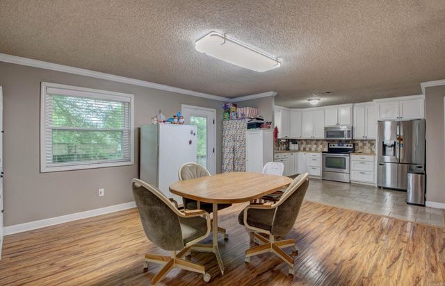 609 Meadow Cir, Beebe, AR 72012