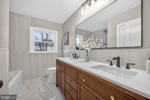 515 BALSAM RD, Cherry Hill, NJ 08003