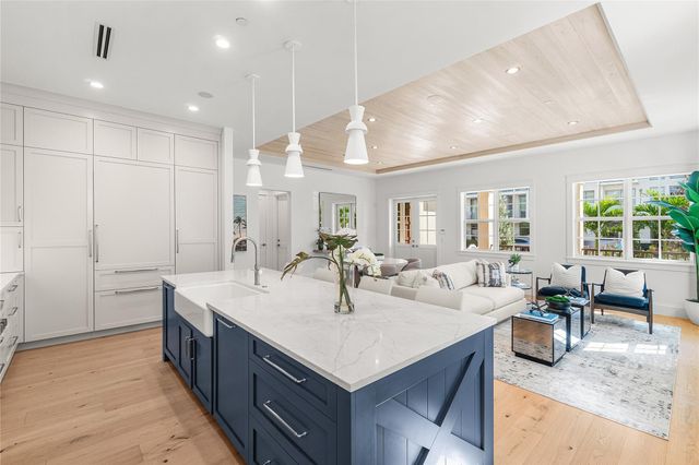 130 SE 1st Ave, Delray Beach, FL 33444