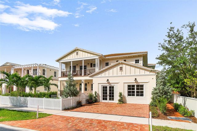 130 SE 1st Ave, Delray Beach, FL 33444