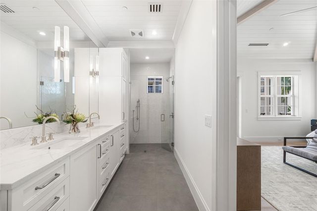 130 SE 1st Ave, Delray Beach, FL 33444