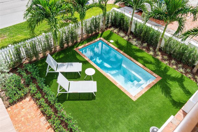 130 SE 1st Ave, Delray Beach, FL 33444