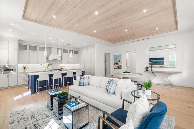 130 SE 1st Ave, Delray Beach, FL 33444