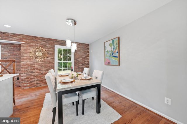 8518 REHOBOTH CT, Vienna, VA 22182
