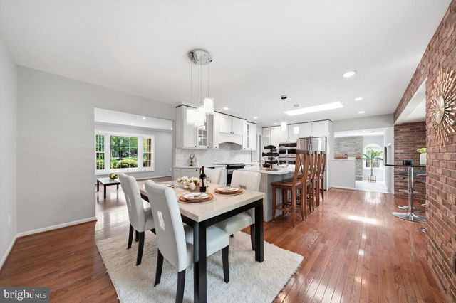 8518 REHOBOTH CT, Vienna, VA 22182