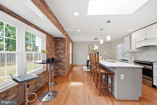 8518 REHOBOTH CT, Vienna, VA 22182