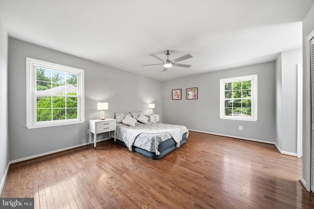 8518 REHOBOTH CT, Vienna, VA 22182
