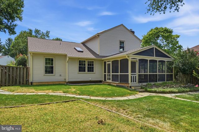 8518 REHOBOTH CT, Vienna, VA 22182