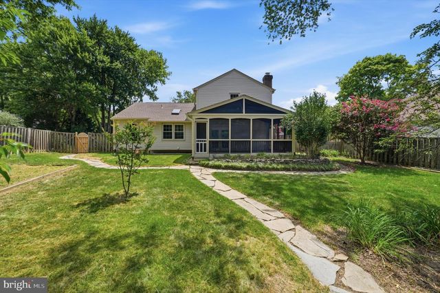 8518 REHOBOTH CT, Vienna, VA 22182