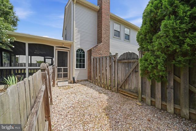 8518 REHOBOTH CT, Vienna, VA 22182