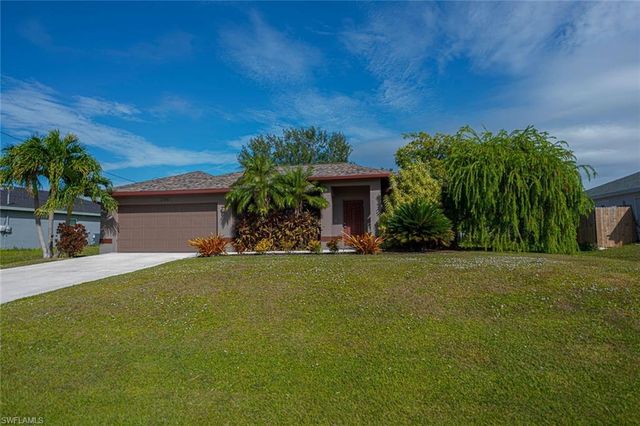 4108 13th ST SW, Lehigh Acres, FL 33976