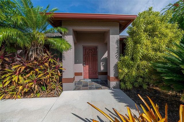 4108 13th ST SW, Lehigh Acres, FL 33976