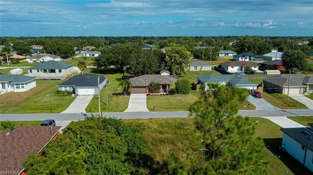 4108 13th ST SW, Lehigh Acres, FL 33976