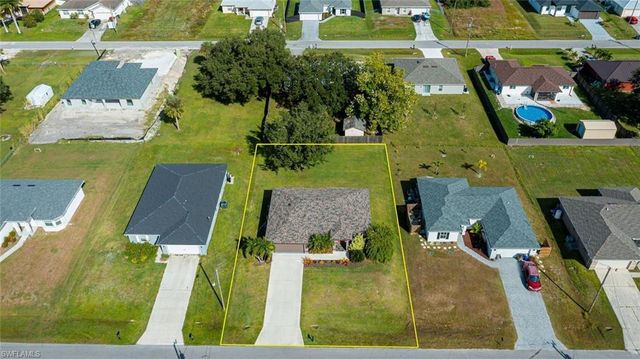 4108 13th ST SW, Lehigh Acres, FL 33976