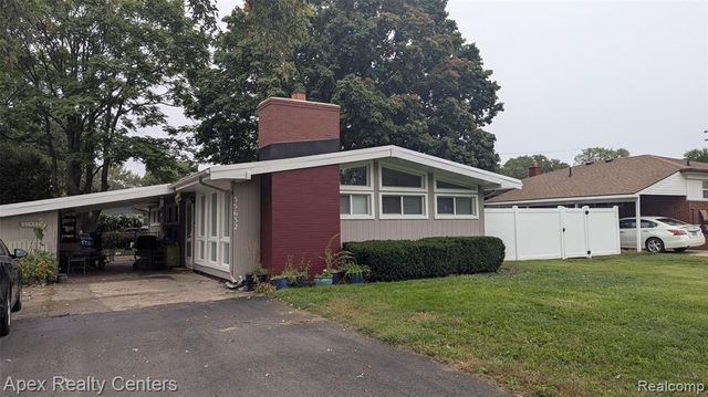 35632 Palmer Road, Westland, MI 48186