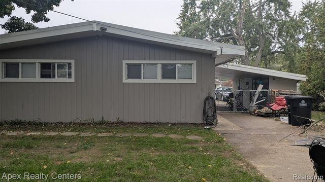 35632 Palmer Road, Westland, MI 48186